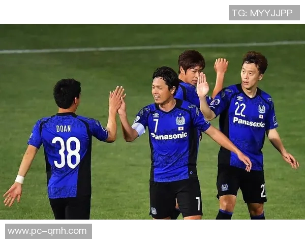 大阪钢巴迎战广岛三箭展开激烈对决争夺联赛积分榜重要位置